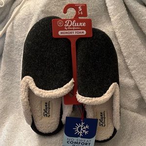 Dearfoams Women slippers